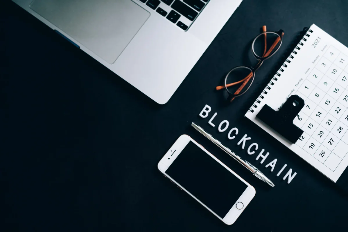 Az AI hatásai a blockchainre blog bejegyzés kiemelt képe