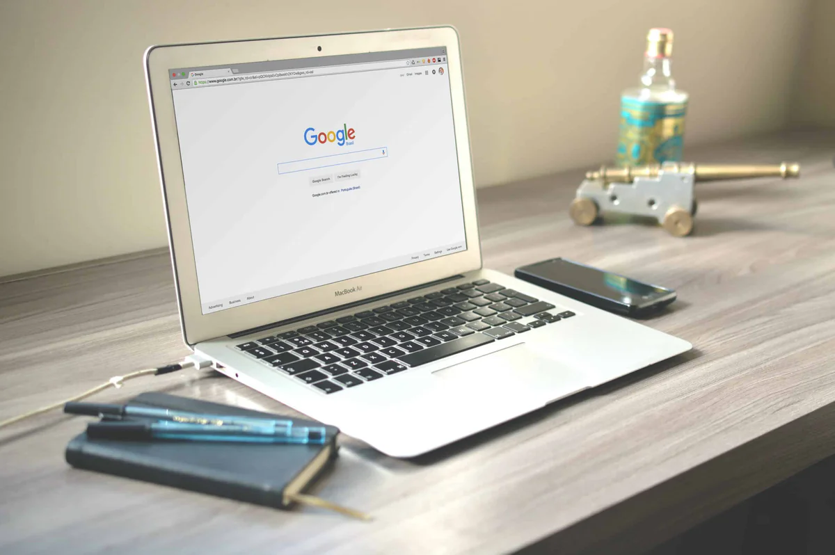 A Google SEO útmutató kezdőknek egy jelentős frissítéshez érkezett el blog bejegyzés kiemelt képe
